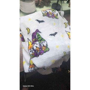 Isaac Mizrahi Halloween Gnomes Decorative Throw Blanket 60 x 70"